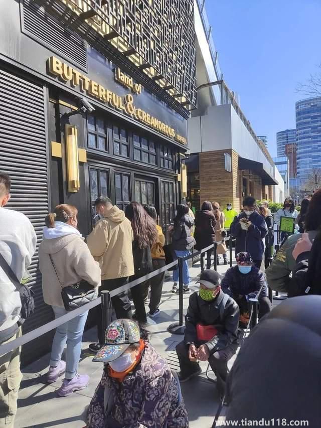 網(wǎng)紅店的沒落 從無(wú)人排隊(duì)開始 你怎么看(圖2)