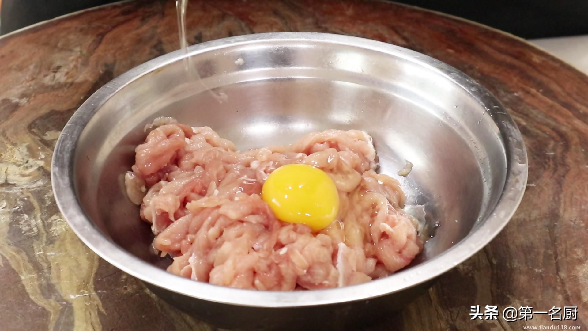 魚(yú)香肉絲的做法（魚(yú)香肉絲怎么做）(圖3)