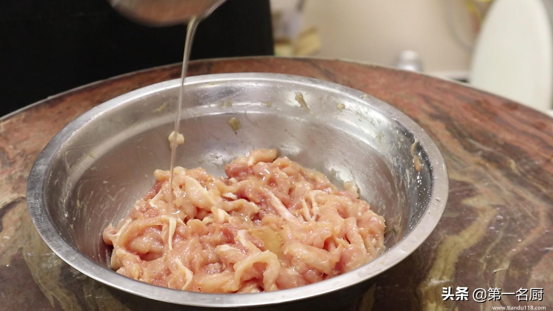 魚(yú)香肉絲的做法（魚(yú)香肉絲怎么做）(圖5)