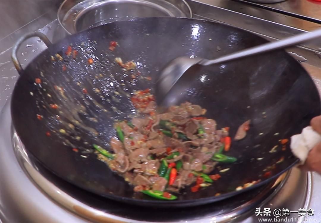 炒豬肝的做法（新鮮豬肝怎么炒好吃）(圖12)