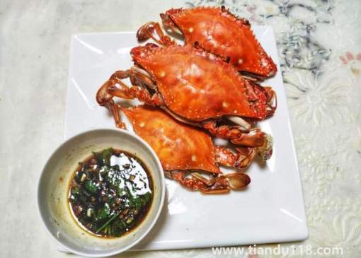 梭子蟹是整個蒸還是切開蒸2