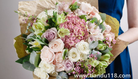 2022教師節(jié)送花上午送還是下午送3