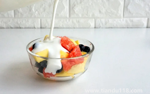 水果撈在冰箱里放一晚上還能吃嗎2