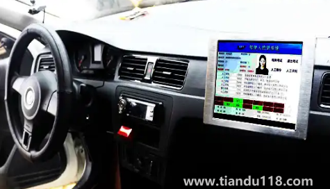 科三人工評(píng)判有貓膩嗎3