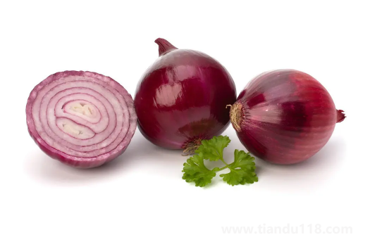 洋蔥發(fā)芽長苗了還能吃嗎1