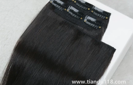 女生短發(fā)用假發(fā)片買一片式的還是三片式的好1