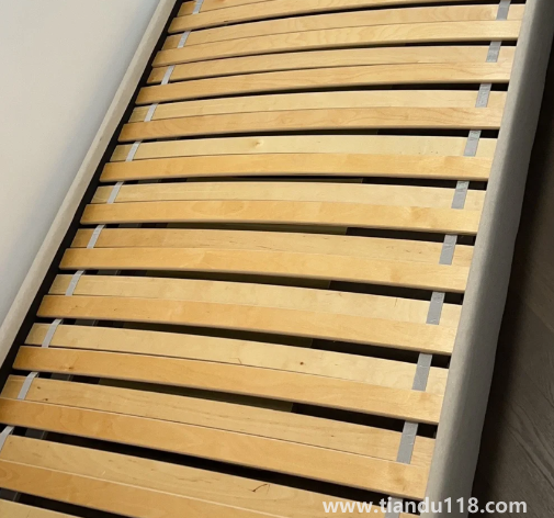 為什么排骨架間隙寬對床墊有影響3