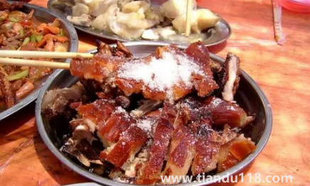 婚宴酒席價(jià)格一般多少錢2