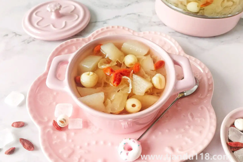 雪梨水適合風(fēng)寒咳嗽還是風(fēng)熱咳嗽1