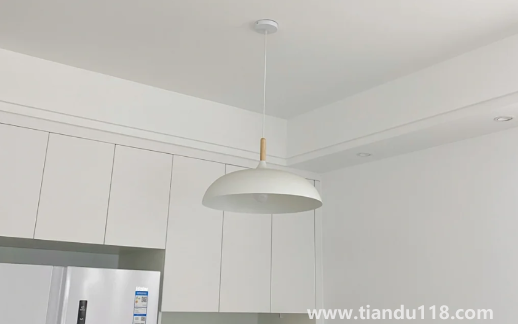 房子吊頂用什么材料好3