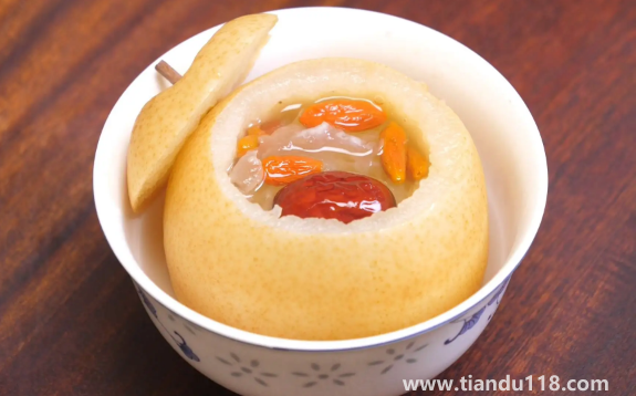 冰糖燉雪梨放多少冰糖合適（燉冰糖雪梨要去皮嗎）