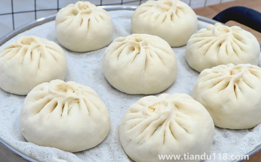 三層蒸鍋蒸包子需要幾分鐘（蒸包子的正確蒸方法）