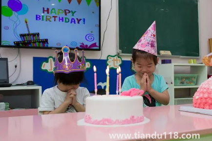 閏二月是不是有兩個生日的1