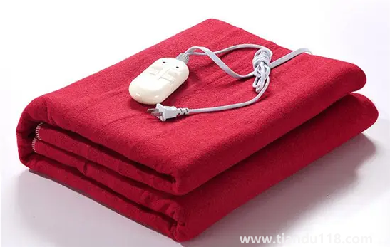 電熱毯被煙頭燙個洞還能用嗎3