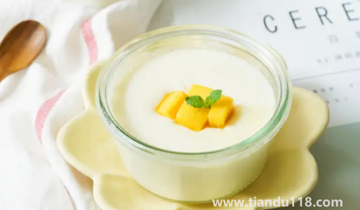 雙皮奶蛋清打成什么樣（雙皮奶的做法）