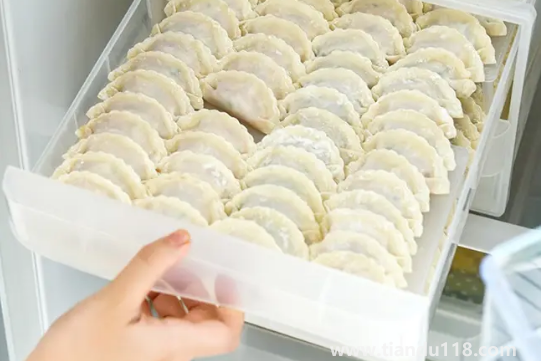 速凍餃子在沒(méi)有冰箱的情況下怎么保存（速凍餃子怎么保存）