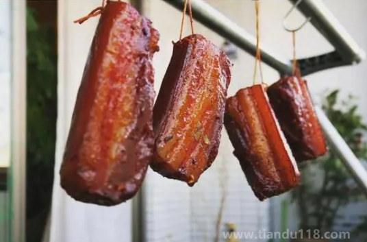 臘肉腌制好了可以直接吃嗎（吃臘肉的注意事項）