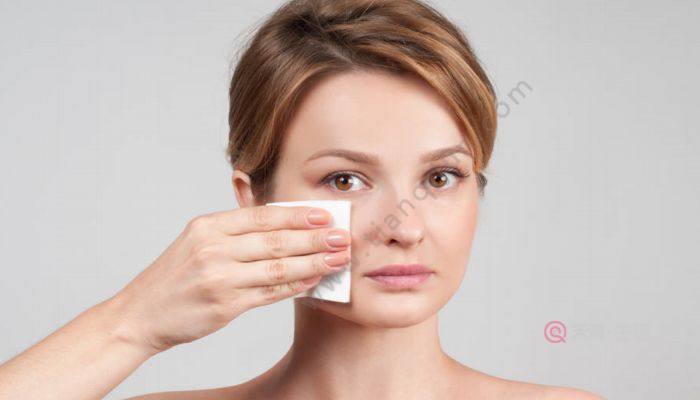 自然堂冰肌水可以搭配哪些護(hù)膚品